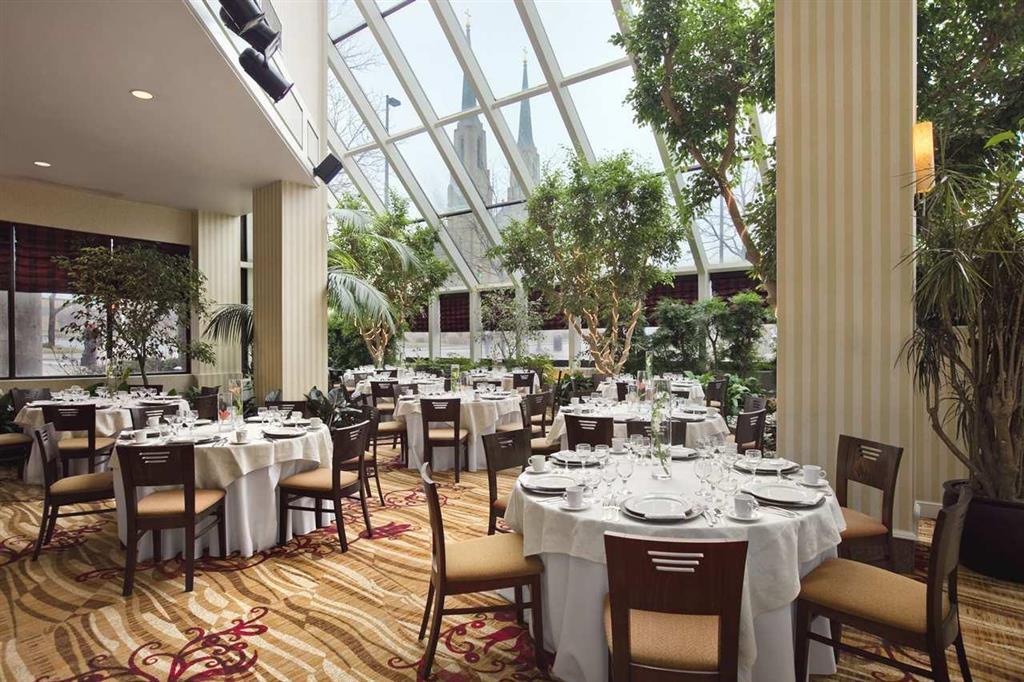 Hilton Fort Wayne At The Grand Wayne Centro de Convenciones Hotel Restaurante foto
