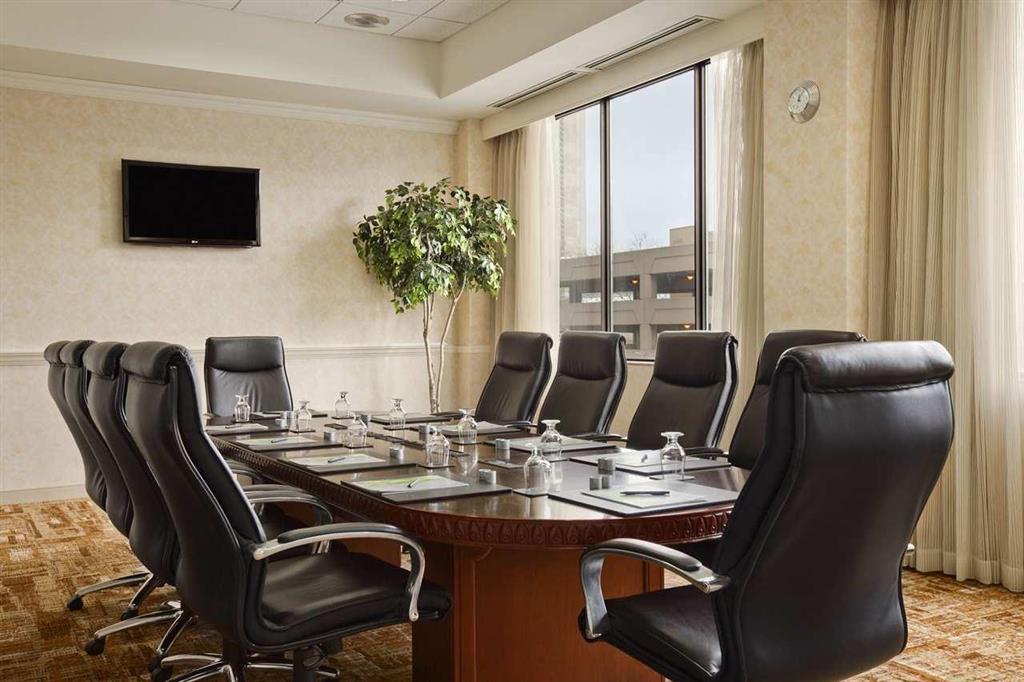 Hilton Fort Wayne At The Grand Wayne Centro de Convenciones Hotel Negocio foto